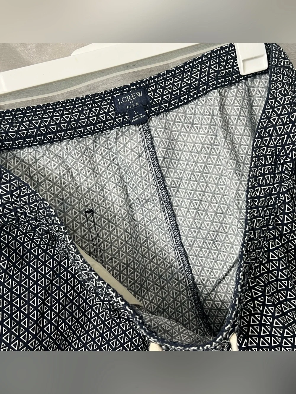 J. Crew Men’s Navy & White Flex Pull-on Stretch Cotton ShortS
